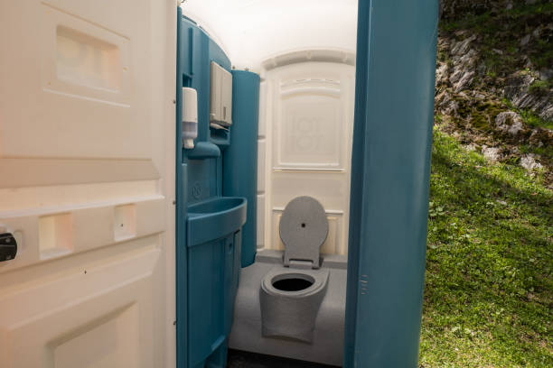 Best Porta potty delivery and setup  in Heeia, HI